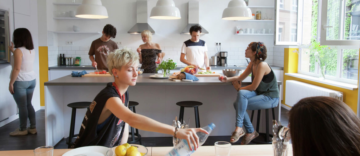 what-is-co-living-pros-and-cons