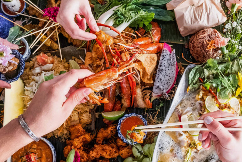 Digital-Nomad-How-to-Eat-Like-a-Local-on-a-Budget