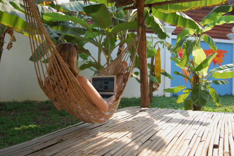 How-To-Become-Digital-Nomad