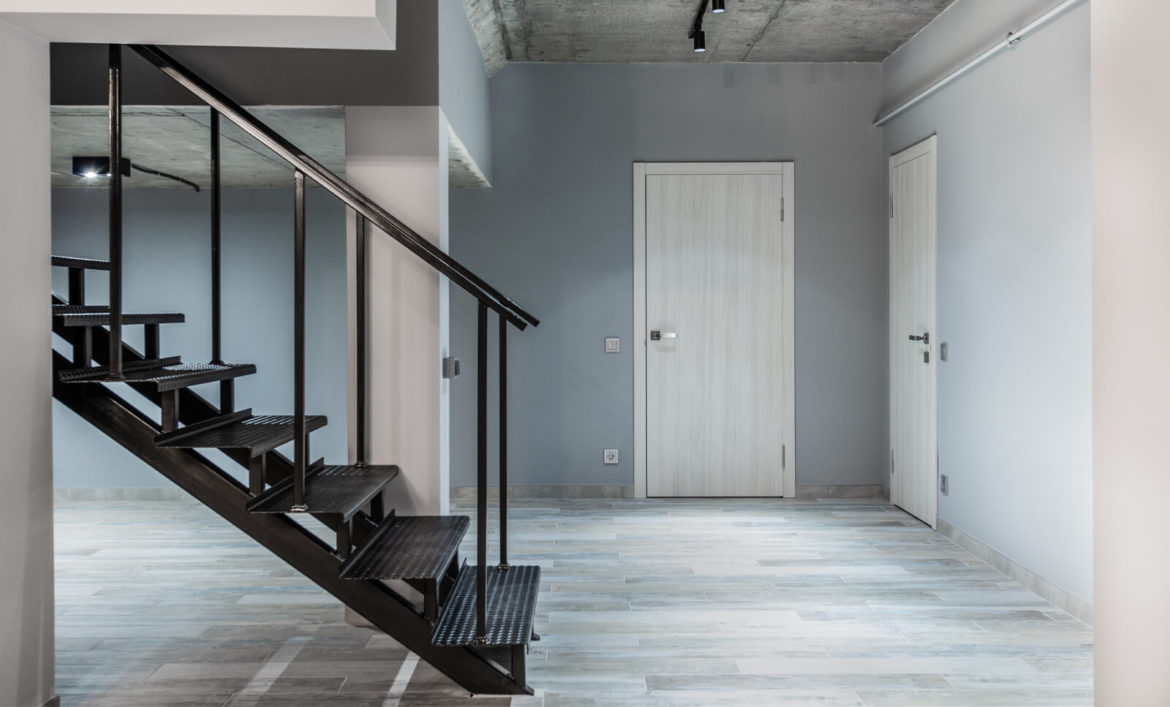 Do Apartments Come Furnished? How to Choose a Furnished vs. Unfurnished