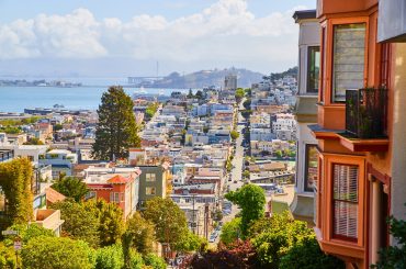 San Francisco, California: A captivating view of the iconic city.
